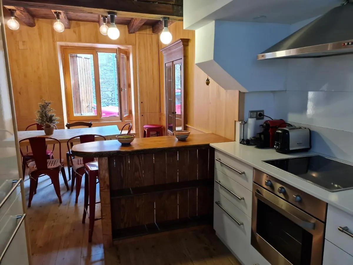 Casa Cristina De Les Villa Holiday home
