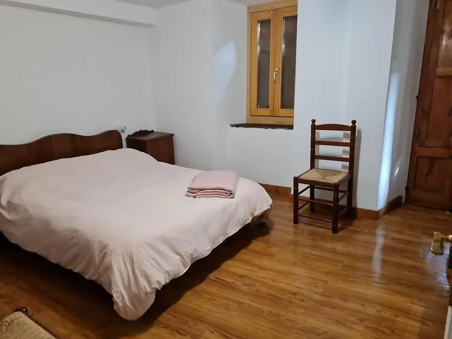 Casa Cristina De Les Villa Holiday home